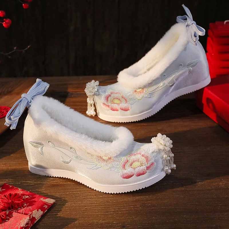 Women`s Plus Size 41# Hanfu Em - Embroidery Fabric review and price
